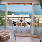 Avgerini Paxos Γάιος