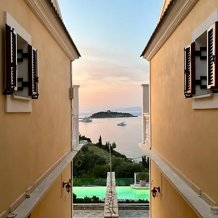 شقة Avgerini Paxos