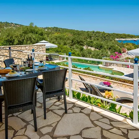 Апартаменты Avgerini Paxos *