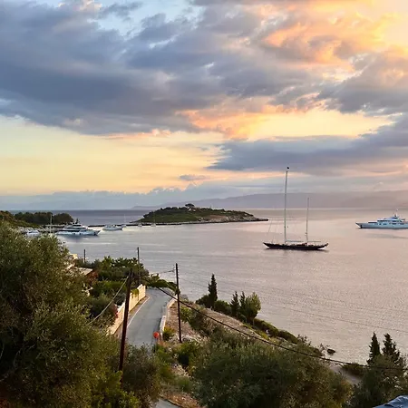 Avgerini Paxos Апартаменты *