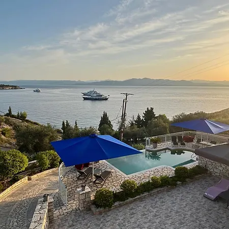 Avgerini Paxos Гайос