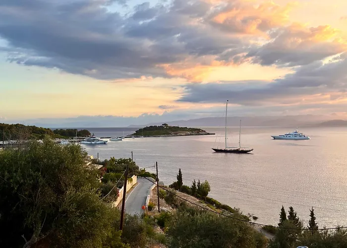 Avgerini Paxos شقة *