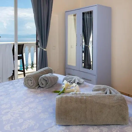 Avgerini Paxos Apartman