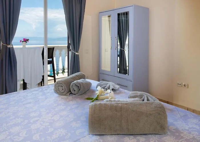 Avgerini Paxos 아파트